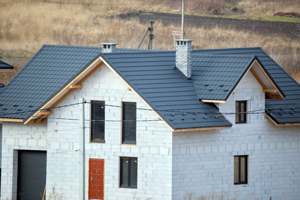 Top Reasons to Hire Professional Roofing Companies in Clarkston, MI